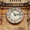 clock in Mdina (M)