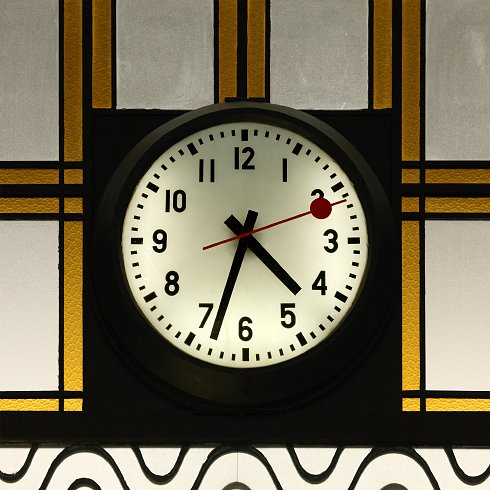 Clock 490x490