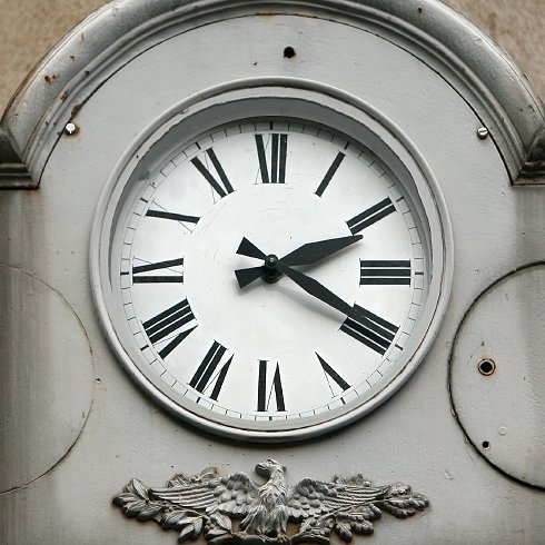 Clock 490x490