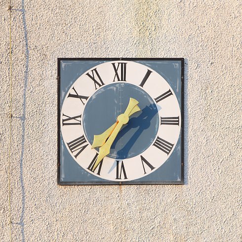 Clock 490x490