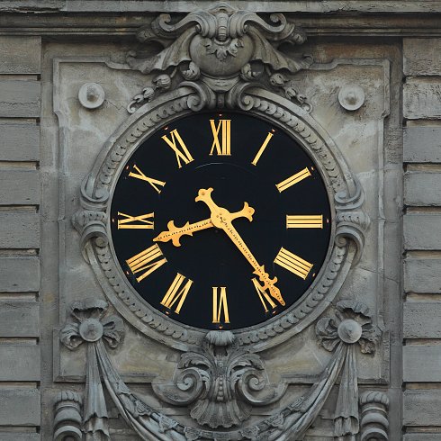 Clock 490x490