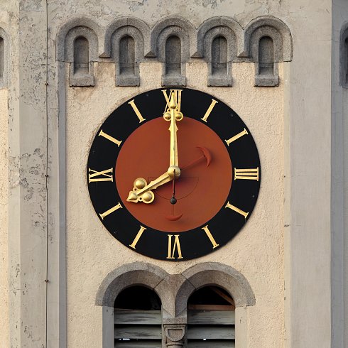 Clock 490x490