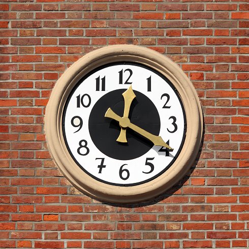 Clock 490x490