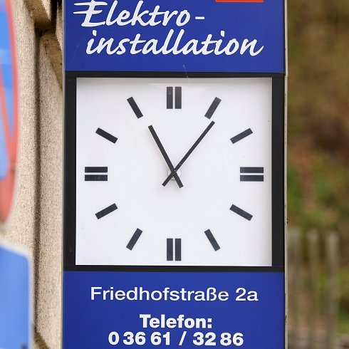 Clock 490x490