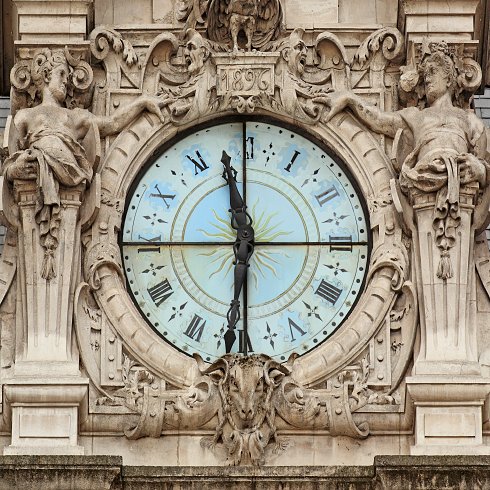 Clock 490x490