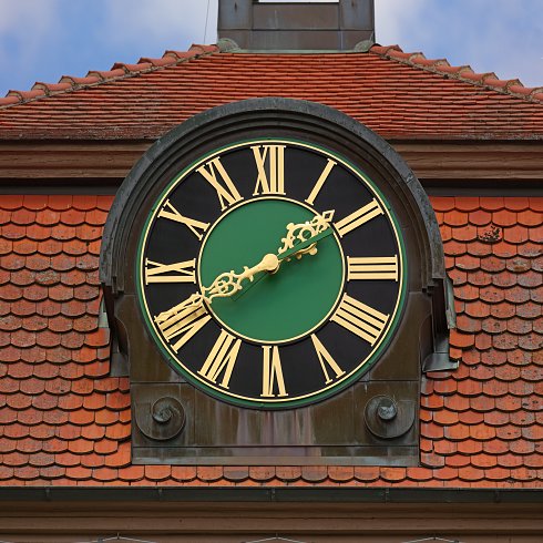 Clock 490x490