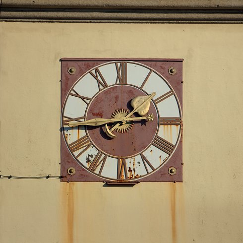 Clock 490x490