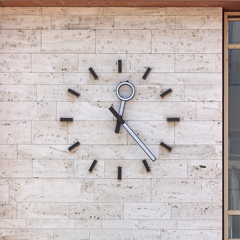 Clock 490x490