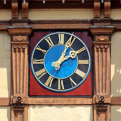 Clock 490x490