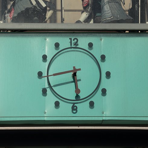 Clock 490x490